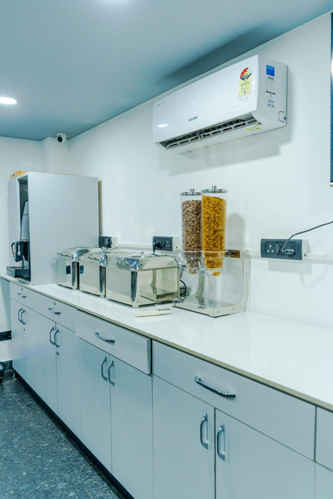 גורגאון Bedchambers Luxury Apartment Near Golf Course Road מראה חיצוני תמונה