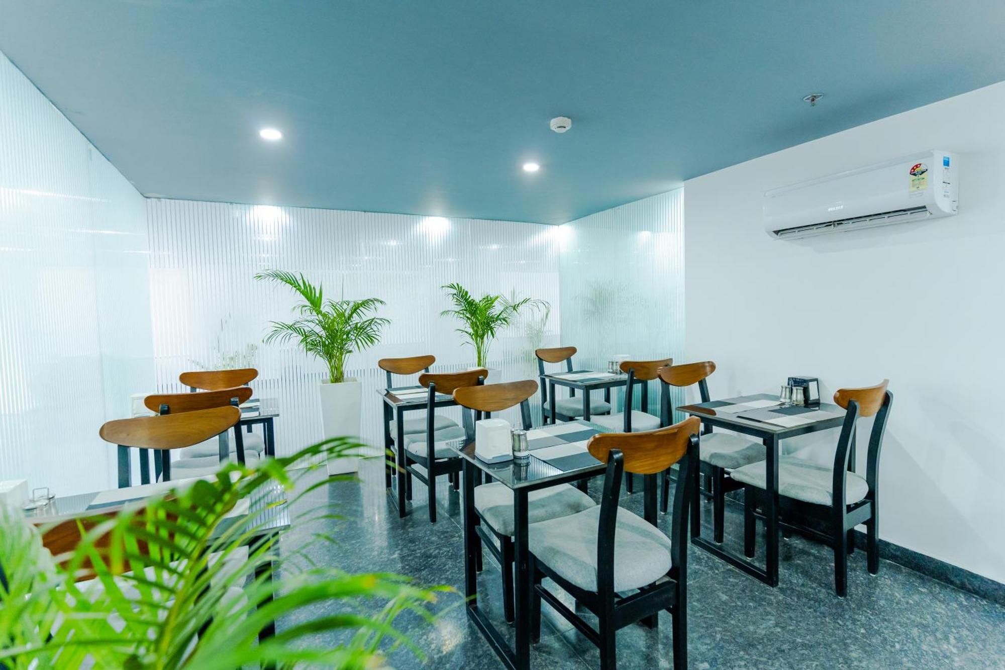 גורגאון Bedchambers Luxury Apartment Near Golf Course Road מראה חיצוני תמונה