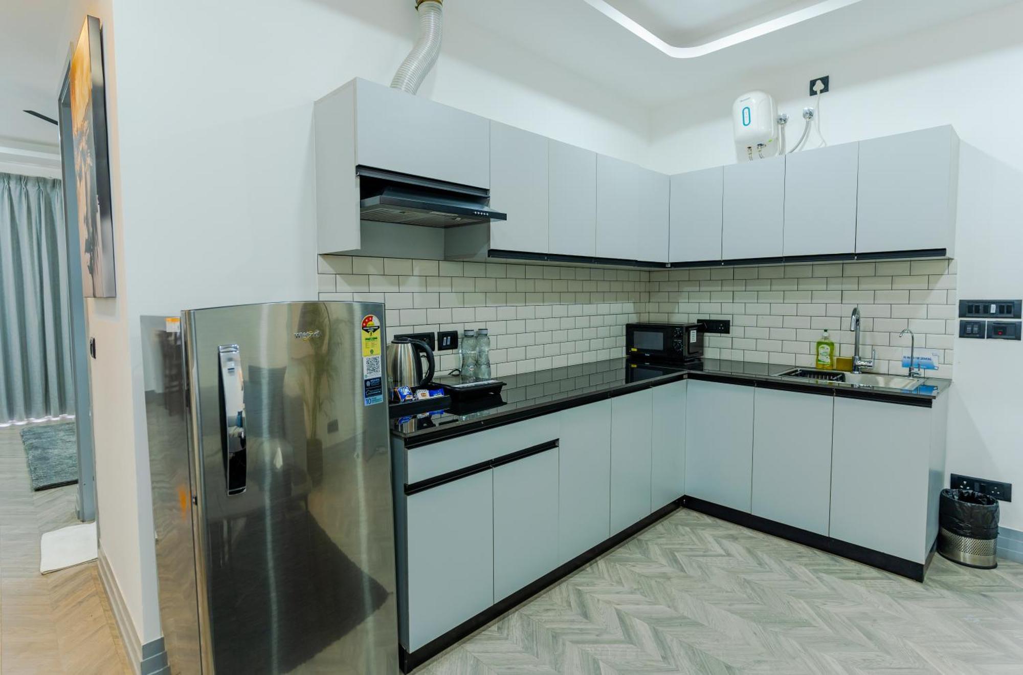 גורגאון Bedchambers Luxury Apartment Near Golf Course Road מראה חיצוני תמונה
